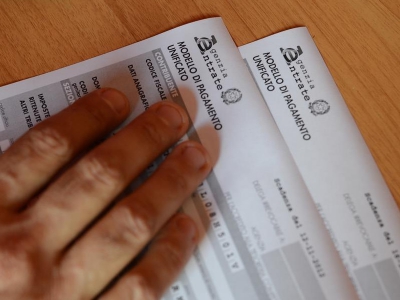 AE-Riscossione: stop alle cartelle esattoriali